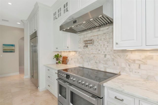 7631 COVE TERRACE, Sarasota, FL 34231