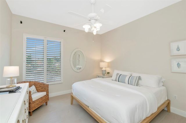 7631 COVE TERRACE, Sarasota, FL 34231