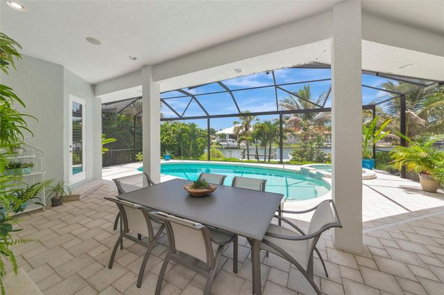 7631 COVE TERRACE, Sarasota, FL 34231