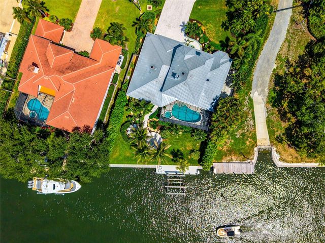 7631 COVE TERRACE, Sarasota, FL 34231
