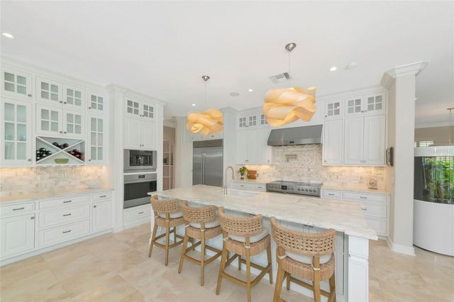 7631 COVE TERRACE, Sarasota, FL 34231