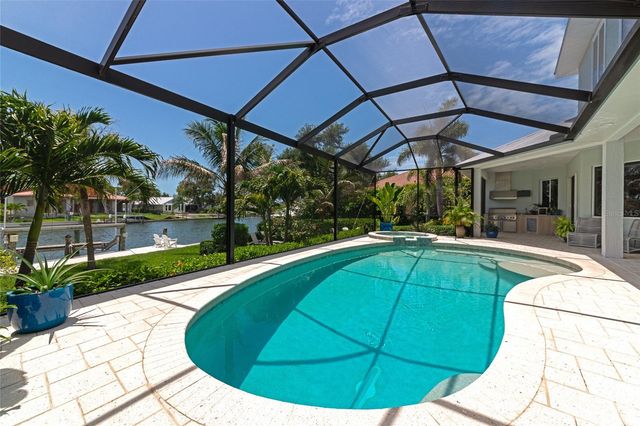 7631 COVE TERRACE, Sarasota, FL 34231