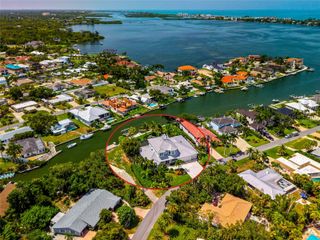 7631 COVE TERRACE, Sarasota, FL 34231