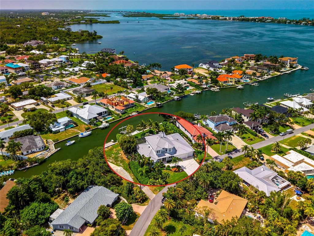 7631 COVE TERRACE, Sarasota, FL 34231