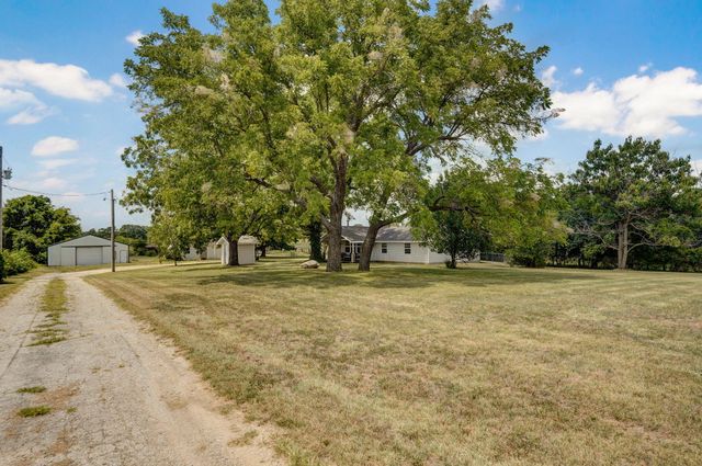 11131 State Highway K, Mt Vernon, MO 65712