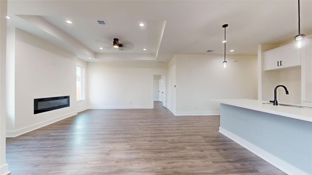 5119 Selinsky Road, Houston, TX 77048