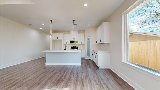 5119 Selinsky Road, Houston, TX 77048