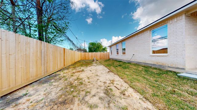 5119 Selinsky Road, Houston, TX 77048