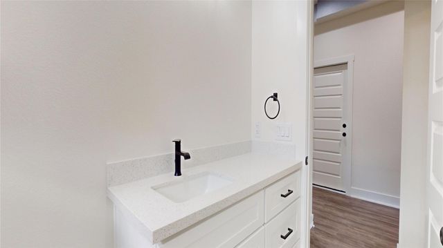 5119 Selinsky Road, Houston, TX 77048