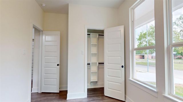 5119 Selinsky Road, Houston, TX 77048