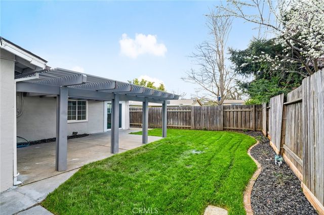 917 Singingwood, Sacramento, CA 95864