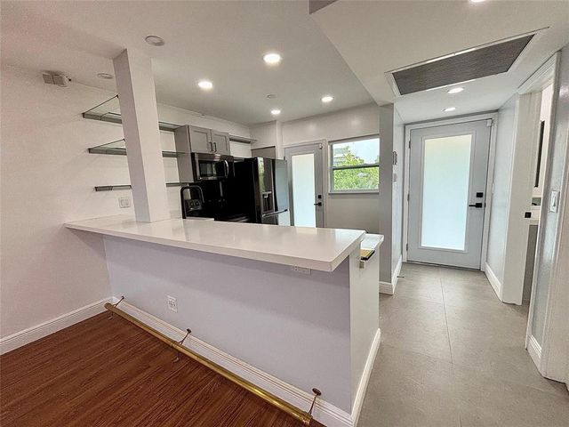 2820 NE 201ST Terrace F326, Aventura, FL 33180