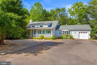 33 SHOVELER LN, Manahawkin, NJ 08050