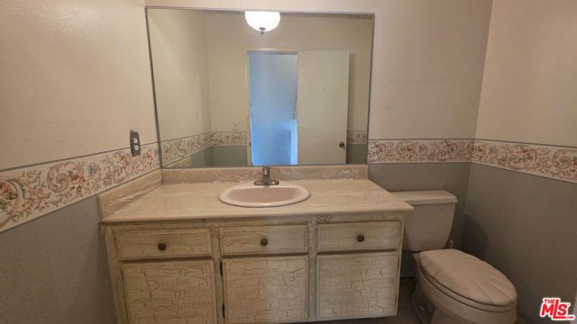 1711 Grismer Avenue 56, Burbank, CA 91504