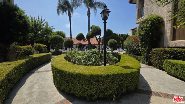 1711 Grismer Avenue 56, Burbank, CA 91504
