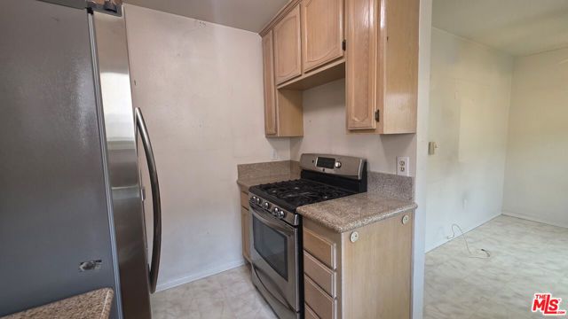 1711 Grismer Avenue 56, Burbank, CA 91504