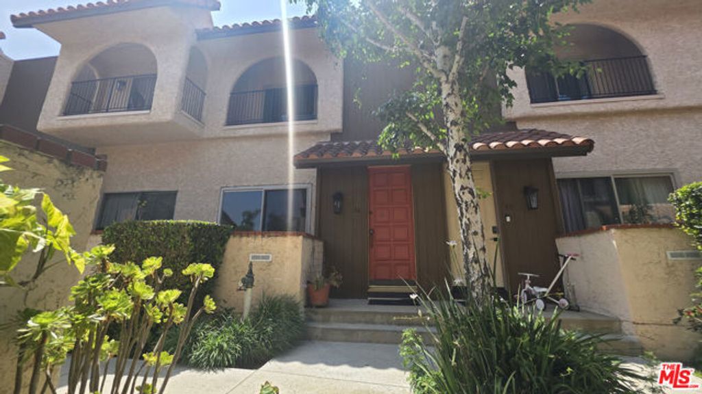 1711 Grismer Avenue 56, Burbank, CA 91504