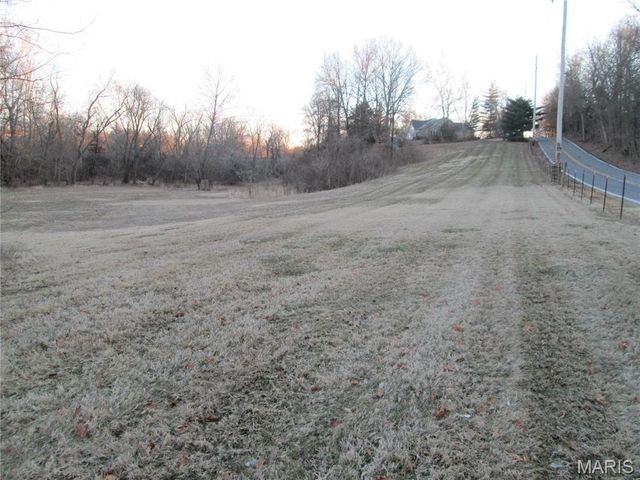 3600 Old Baumgartner, St Louis, MO 63129