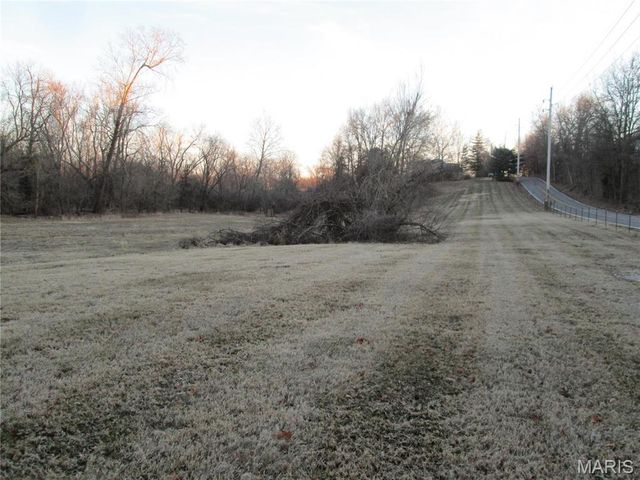 3600 Old Baumgartner, St Louis, MO 63129