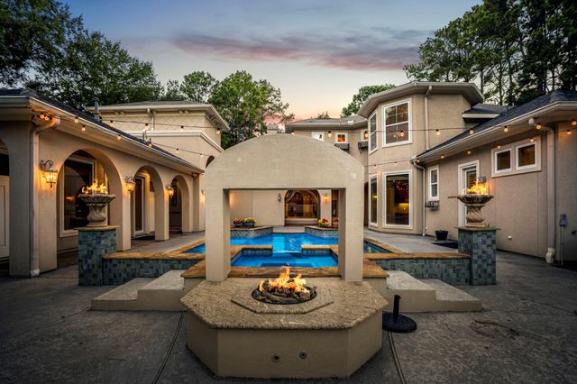 11918 Waterford Estates Court, Tomball, TX 77377