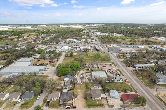 3825 Mercury Street, Haltom City, TX 76111