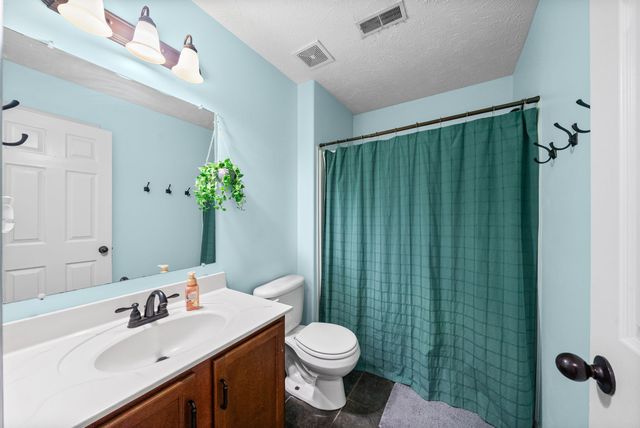 1160 Chinook Cir, Clarksville, TN 37042