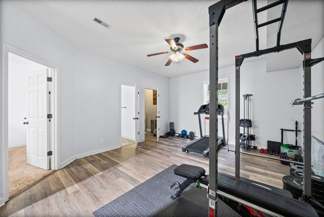 1160 Chinook Cir, Clarksville, TN 37042