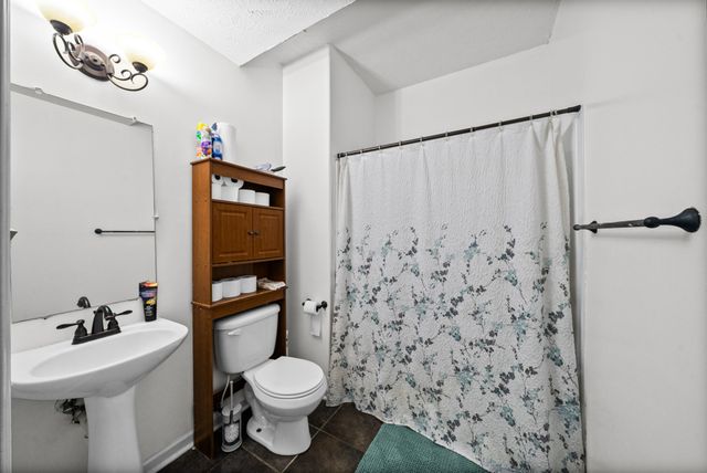 1160 Chinook Cir, Clarksville, TN 37042