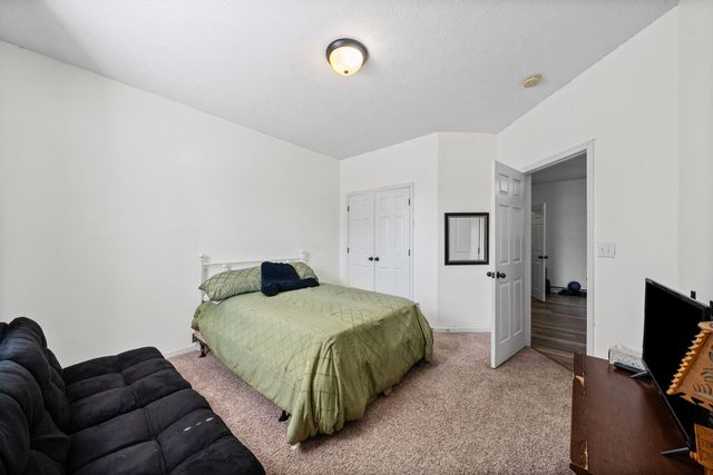 1160 Chinook Cir, Clarksville, TN 37042