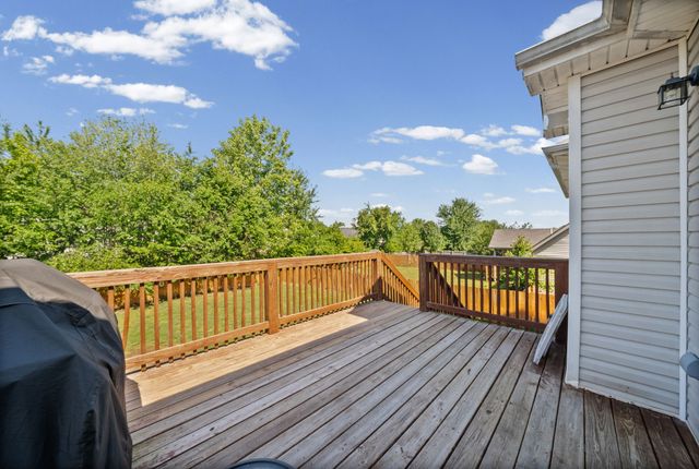 1160 Chinook Cir, Clarksville, TN 37042