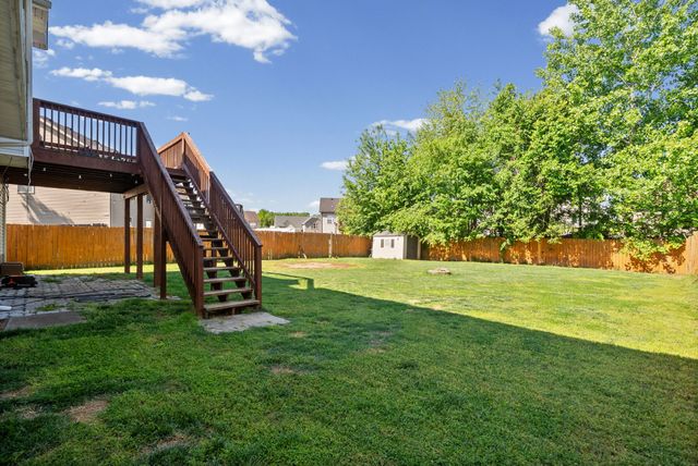 1160 Chinook Cir, Clarksville, TN 37042