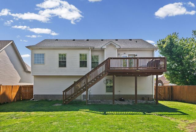 1160 Chinook Cir, Clarksville, TN 37042