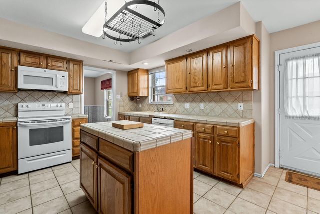 158 Lily, Maumelle, AR 72113