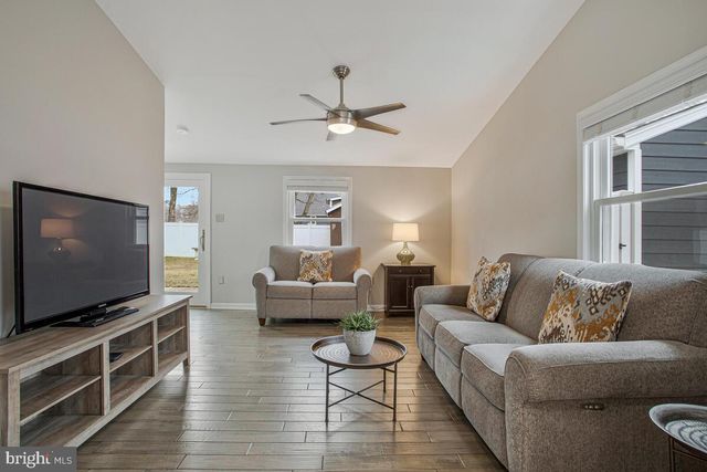 805 BARRETT AVE, Arnold, MD 21012