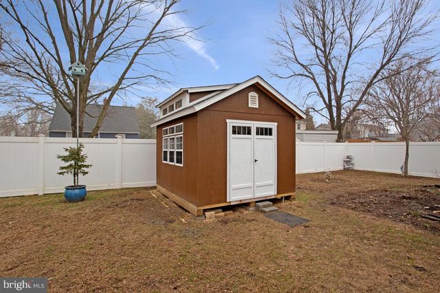 805 BARRETT AVE, Arnold, MD 21012