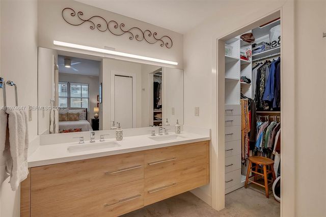 625 Biltmore Way 102, Coral Gables, FL 33134