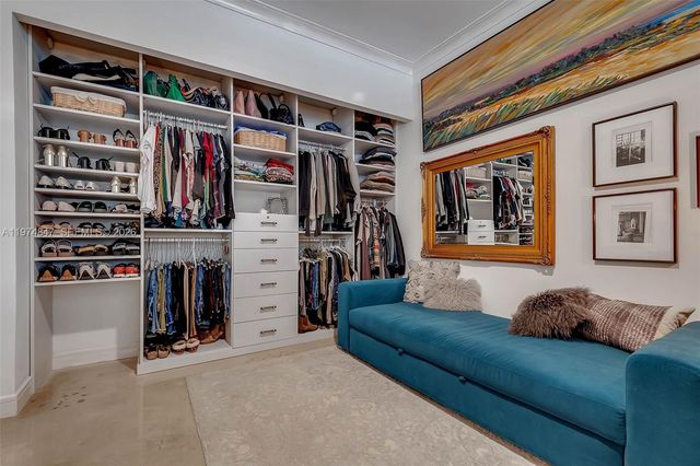 625 Biltmore Way 102, Coral Gables, FL 33134