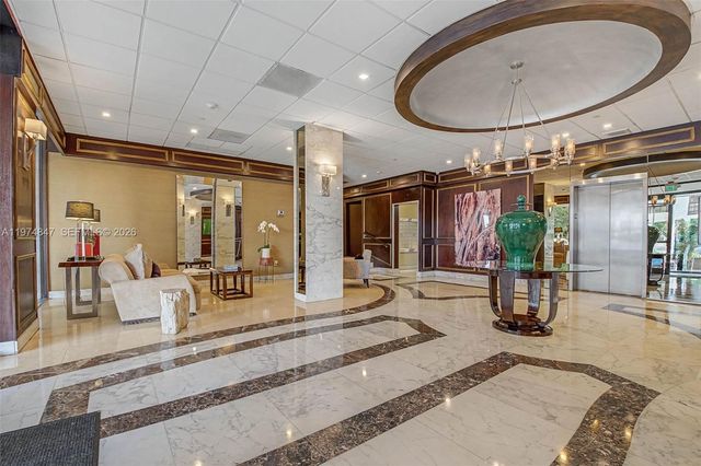 625 Biltmore Way 102, Coral Gables, FL 33134