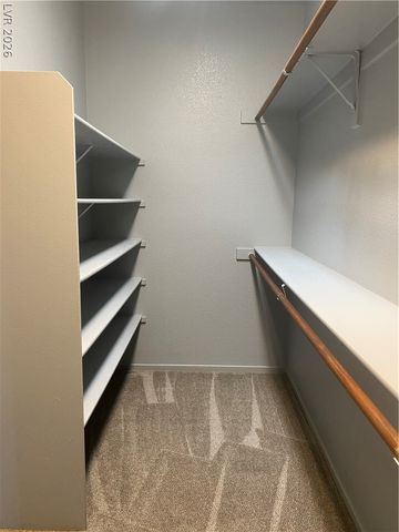 7242 Platinum Creek Street, Las Vegas, NV 89131