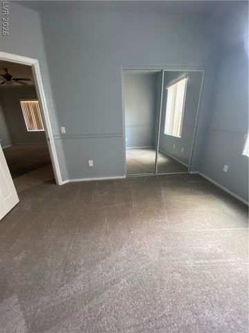 7242 Platinum Creek Street, Las Vegas, NV 89131