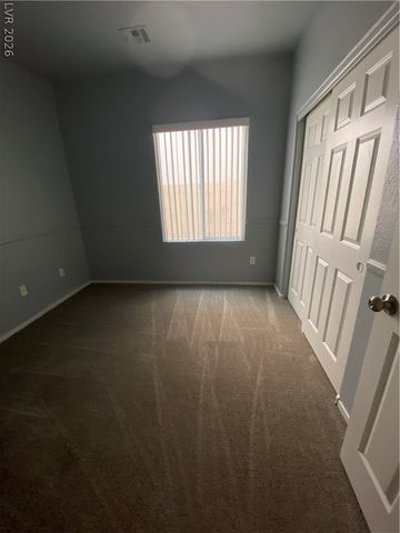 7242 Platinum Creek Street, Las Vegas, NV 89131