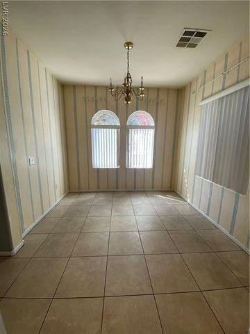 7242 Platinum Creek Street, Las Vegas, NV 89131