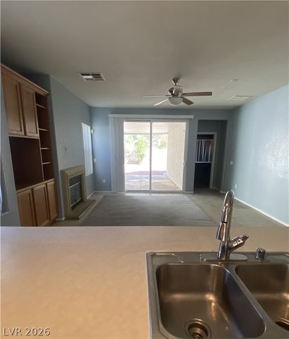 7242 Platinum Creek Street, Las Vegas, NV 89131