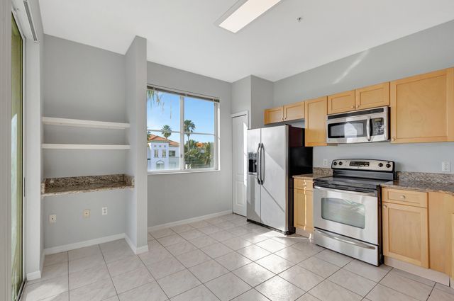 11020 Legacy Drive 303, Palm Beach Gardens, FL 33410