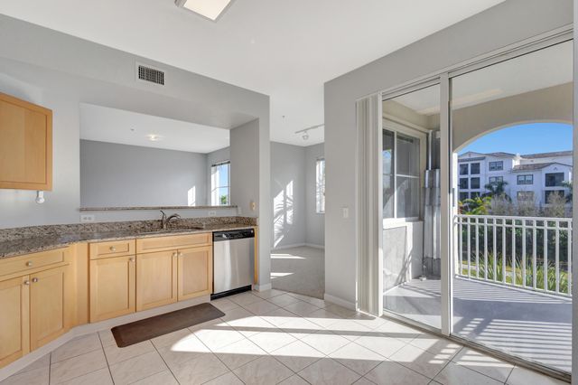 11020 Legacy Drive 303, Palm Beach Gardens, FL 33410