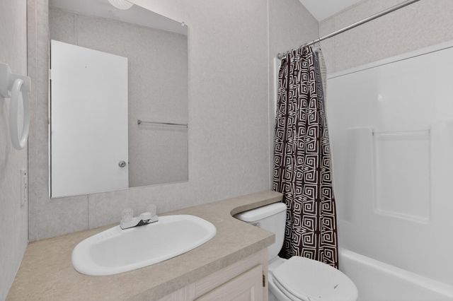 7225 Remington Drive NE, Albuquerque, NM 87109