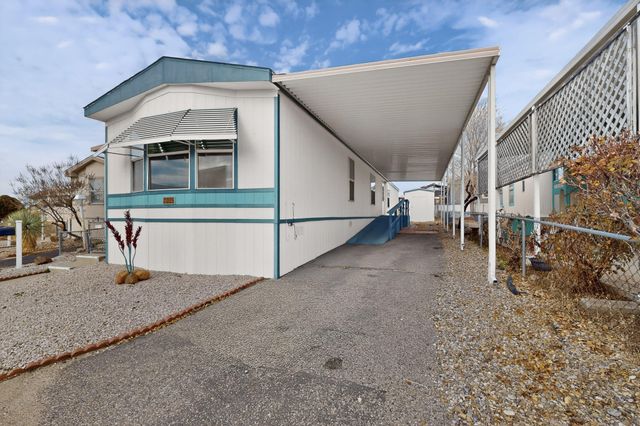 7225 Remington Drive NE, Albuquerque, NM 87109