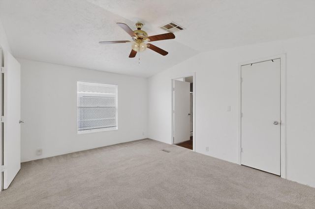 7225 Remington Drive NE, Albuquerque, NM 87109