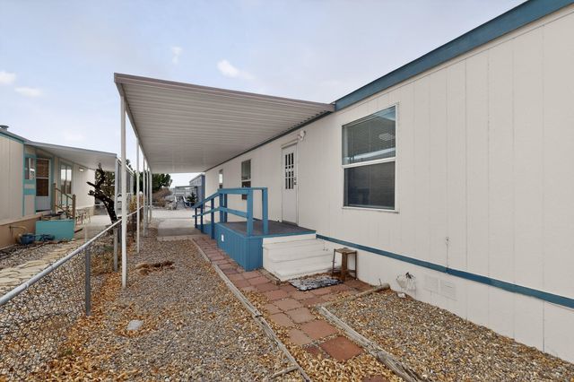 7225 Remington Drive NE, Albuquerque, NM 87109