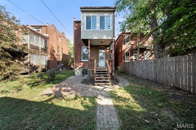 3910 Botanical Avenue, St Louis, MO 63110